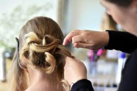 Hairstyling image
